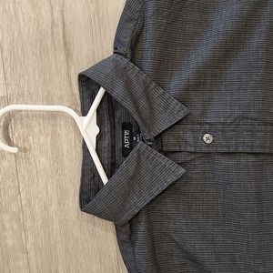 Apt. 9 Men's Grey Pinstripe Shirt